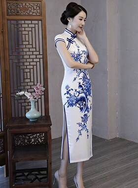 青花瓷优雅年轻款旗袍