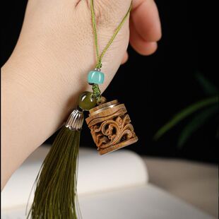 熏香绿檀手机链木雕镂空檀香车挂随身沉香水仙花香囊扩香器便携式