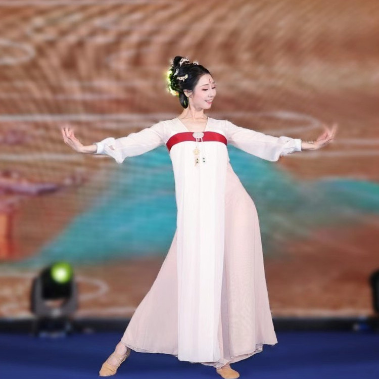 佟丽娅古典演出服芒种同款丽人行