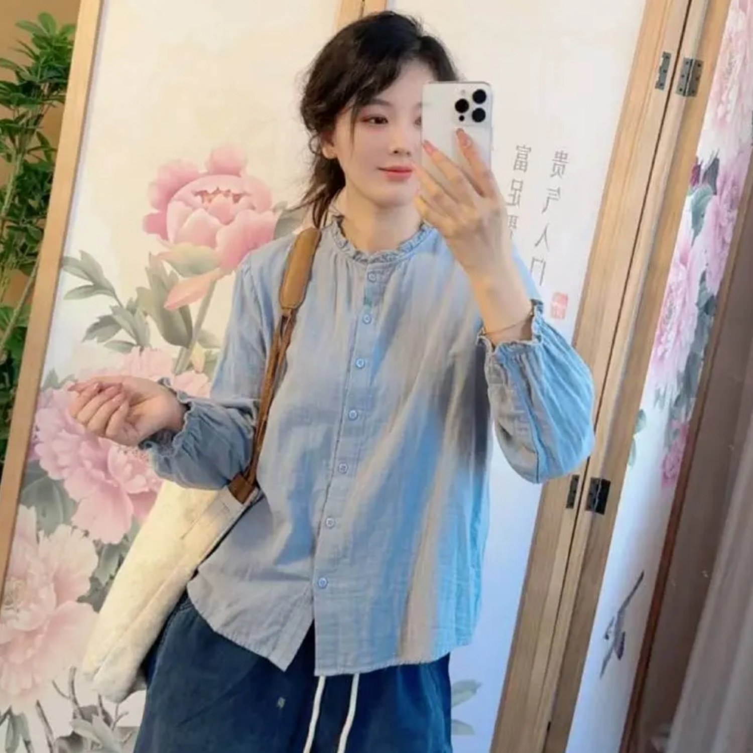 2026春季新款文艺纯色百搭减龄显瘦休闲百搭气质女士木耳领衬衣