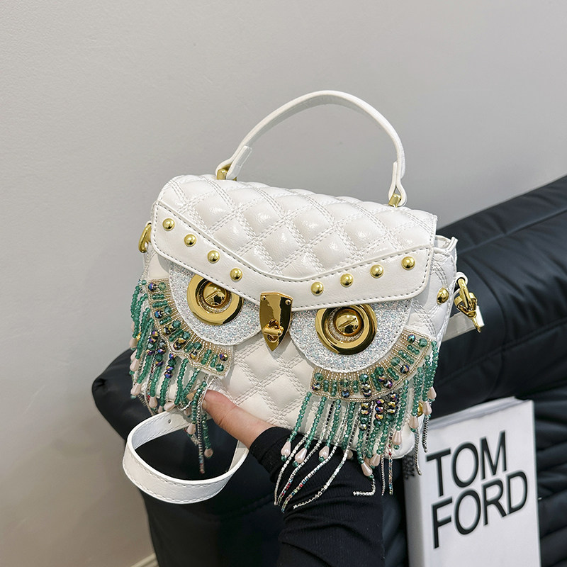 包包女爆款2023新款女士流苏猫头鹰单肩斜挎包百搭轻奢高级感女包