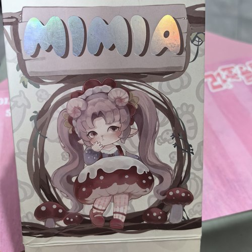 正品mimia系列盲盒女孩办公桌面摆件可爱公仔生日礼物
