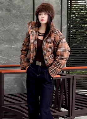 冬季新款韩版格子小个子面包服时尚立领外套2025年加厚短款棉服女