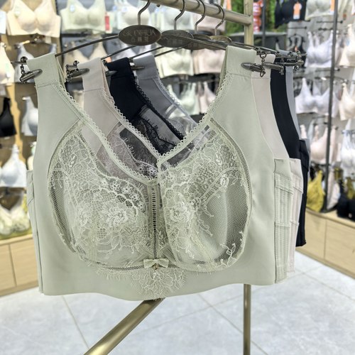 大胸软钢圈收副乳防滑肩D杯内衣