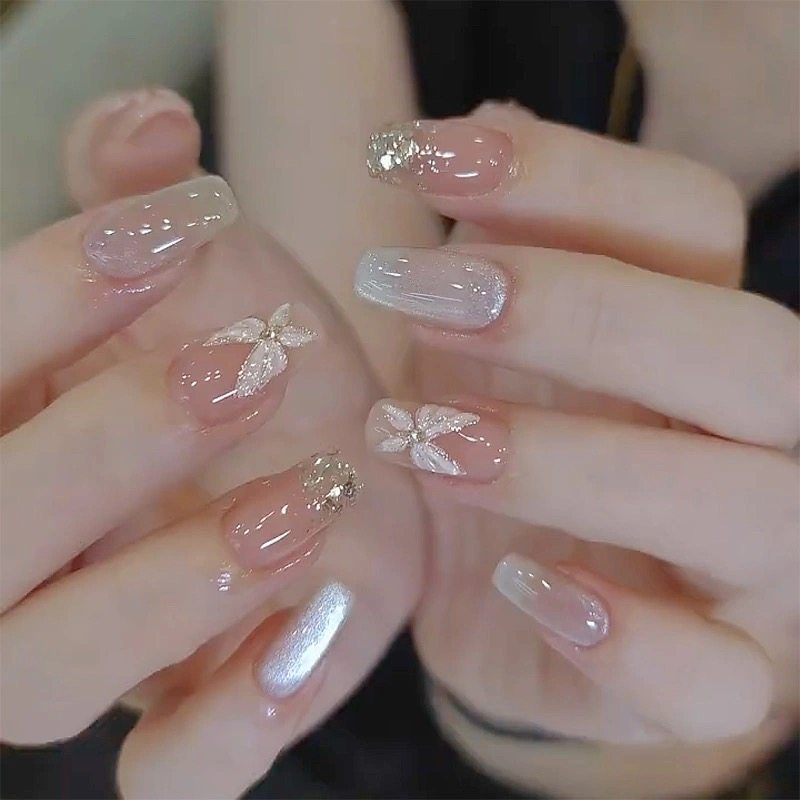 手工穿戴甲美甲新款手绘浮雕蝴蝶猫眼爆闪指甲贴片新娘孕妇甲片,彩妆/香水/美妆工具,穿戴甲/甲片,淘宝优惠券,粉丝福利购,淘宝优惠卷