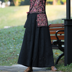 女 复古休闲大脚裤 春装 民族风重工绣花铜扣搭配高档提花棉麻阔腿裤