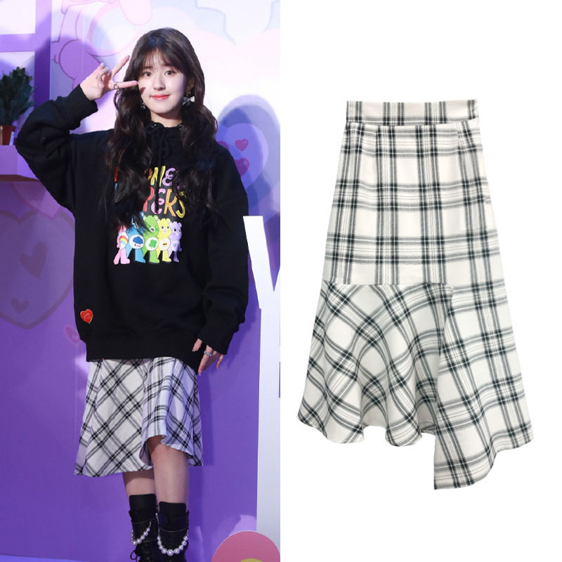 Zhao Lusi's plaid skirt for the same dress, women's 2021 spring careful machine design, irregular stitching skirt