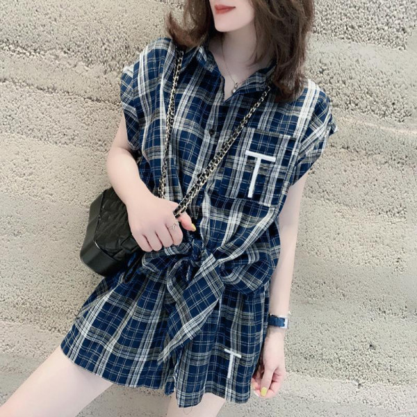 Single / suit fat sister age reducing Plaid Shirt Shorts fashion Europe station 2021 summer new two piece suit for women