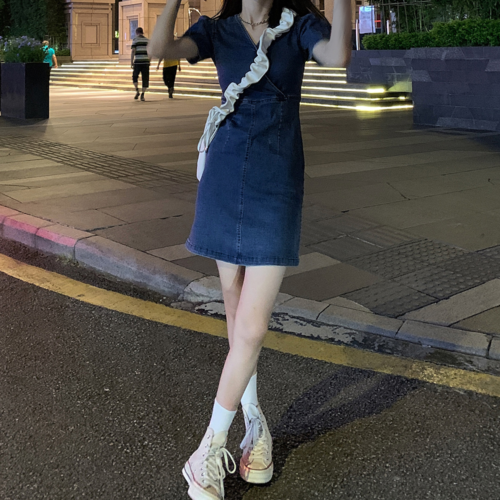 2021 new summer retro V-neck short sleeve French dress women's skirt slim waist denim skirt