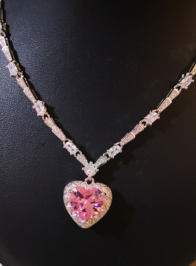 粉爱心吊坠甜美重工锁骨项链