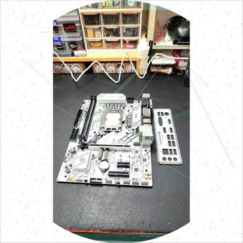 议价[23年6月在保]华南金牌b660m plus,功能正常,外
