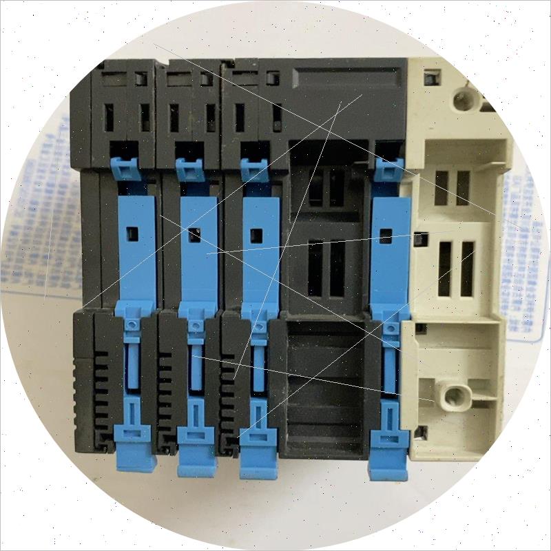 议价出一台Inovance汇川技术Easy320 PLC状态不-议价