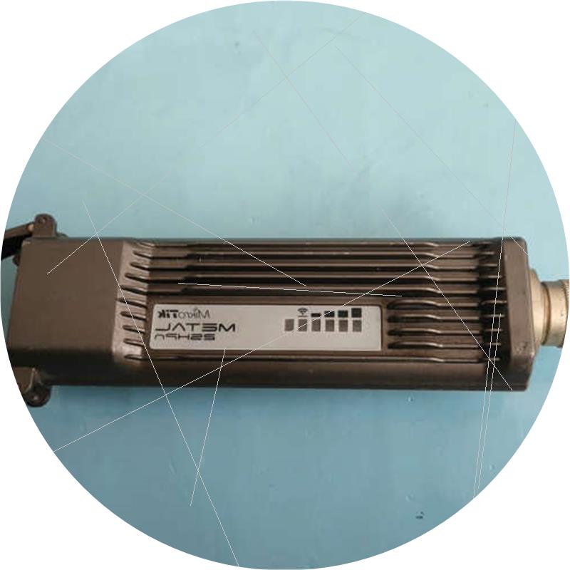 议价Mikrotik Metal 双频 功能完好成品见图。1