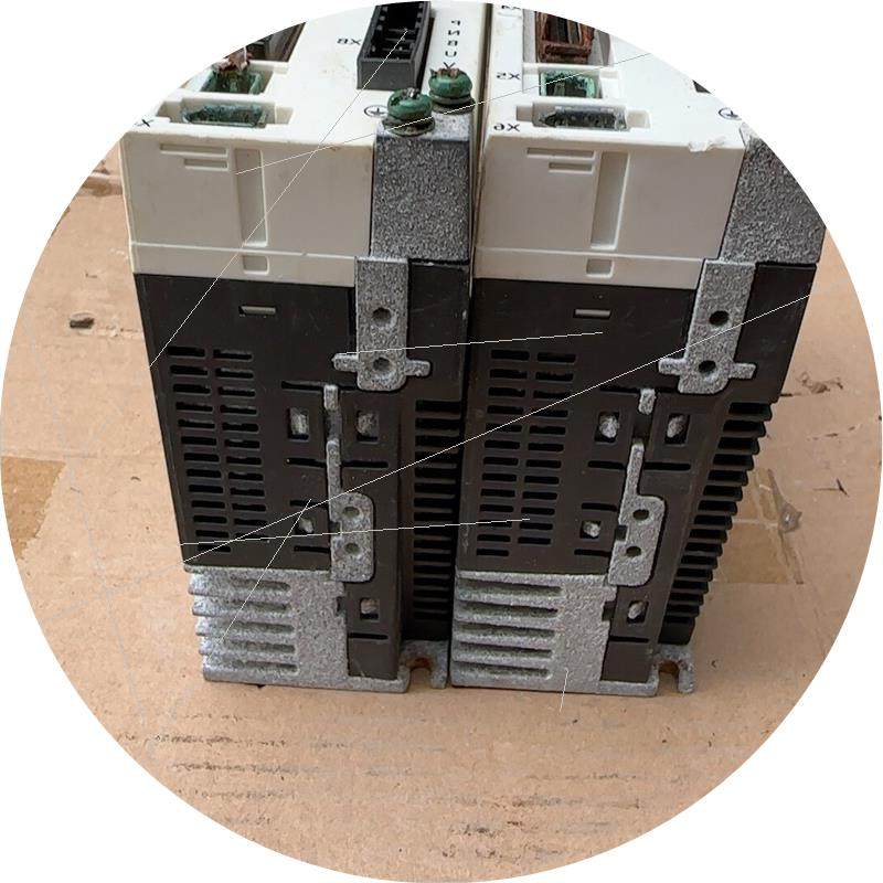 议价《议价》伺服驱动器MBDLT25SF 400W 通电不显示 亮红