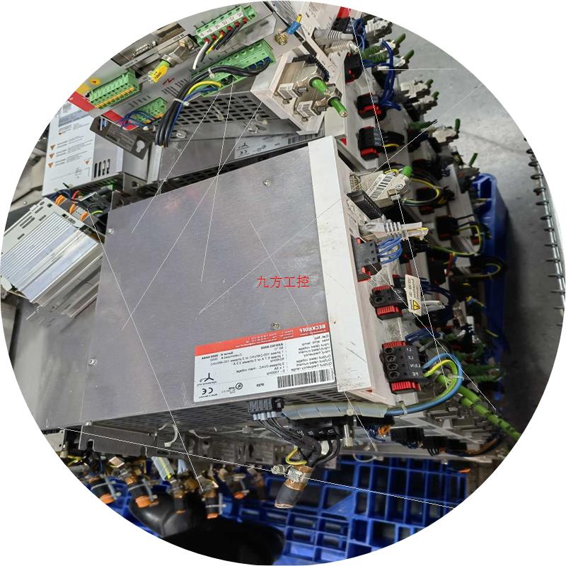 议价EM330D-030-3正弦变频器的通电正常30K