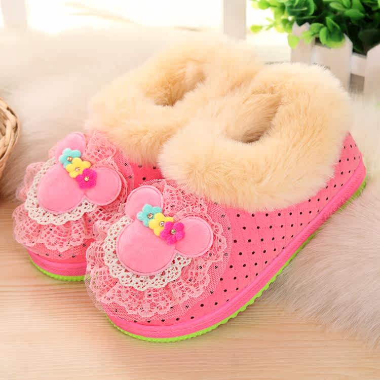 Pantoufles enfants en suède pour hiver - semelle caoutchouc - Ref 1035421 Image 1