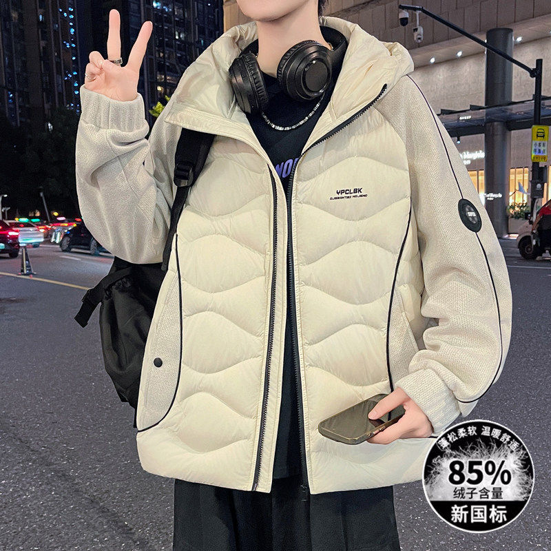 冬季新款男生连帽羽绒服时尚撞色线条针织拼接设计锁温保暖羽绒服