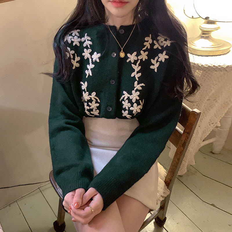 [ Muzly ]the republic of korea chic heavy industry Embroidery have cash less than that is registered in the accounts Paige knitting Cardigan Retro sweater coatin the Women's clothing/Boutique , Sweaters  category - from Buy2taobao.com to provide professional Taobao agent buy service