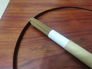 远闻香局｜雪中春信 蜜香丸改方 天然线香药香 十克