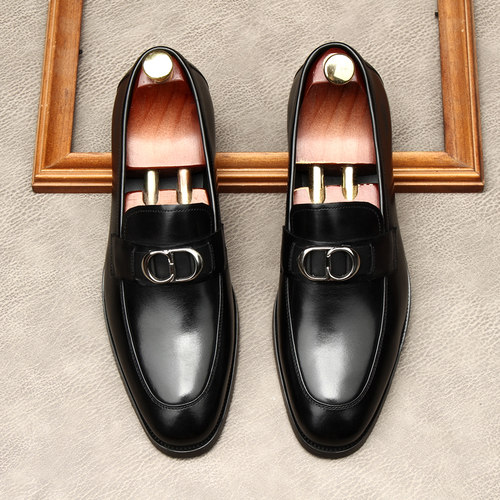 套脚搭扣圆头低帮办公室休闲皮鞋