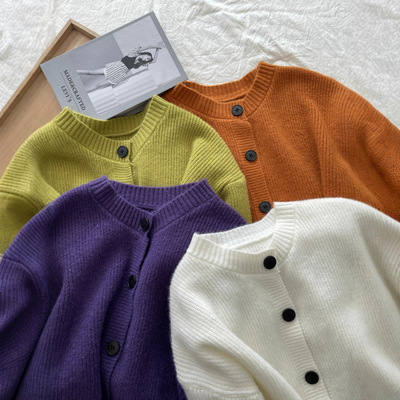 圆领纯色简约风宽松长袖毛衣 冬天排扣休闲上衣针织衫开衫外套女