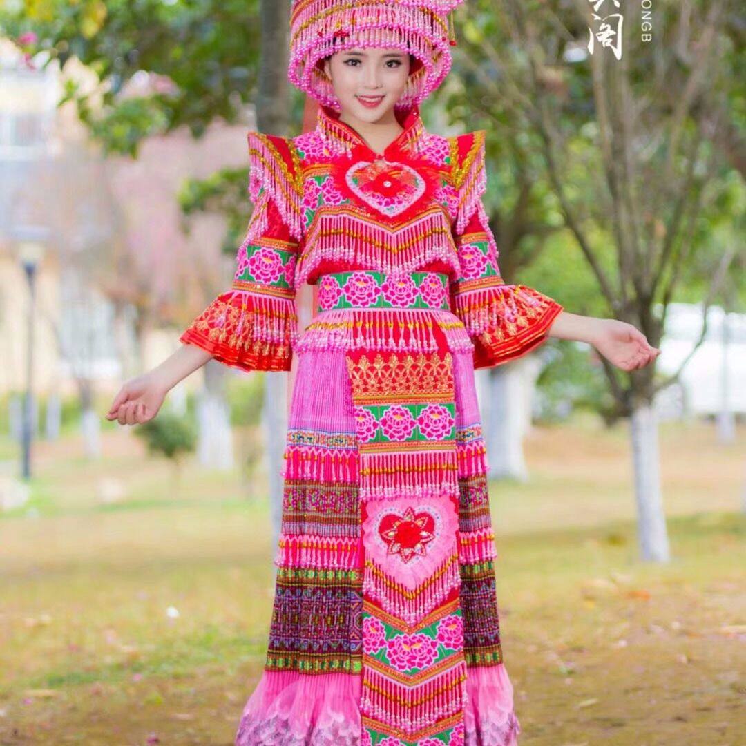 苗族衣服云南文山蒙自马关丘北帽子裙套装少数民服装族踩花山跳舞