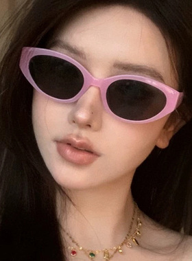 复古欧美街拍网红辣妹高级感墨镜