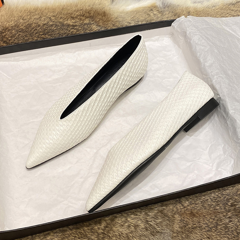 欧洲站洋气奶奶鞋新款平底鞋欧美