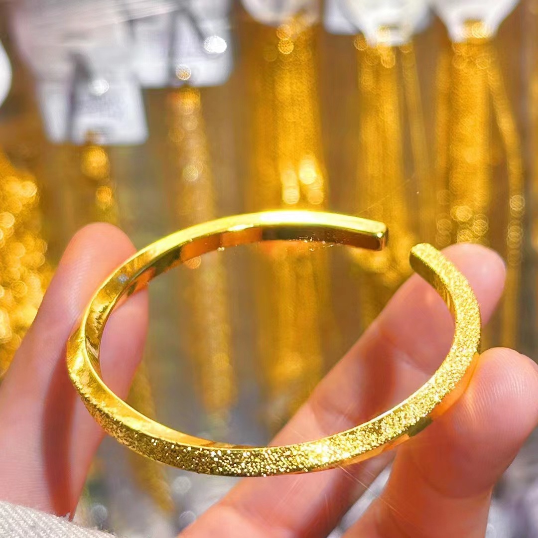 越南沙金四方扭纹沙亮面开口手镯实心手环女款时尚简约气质手饰潮