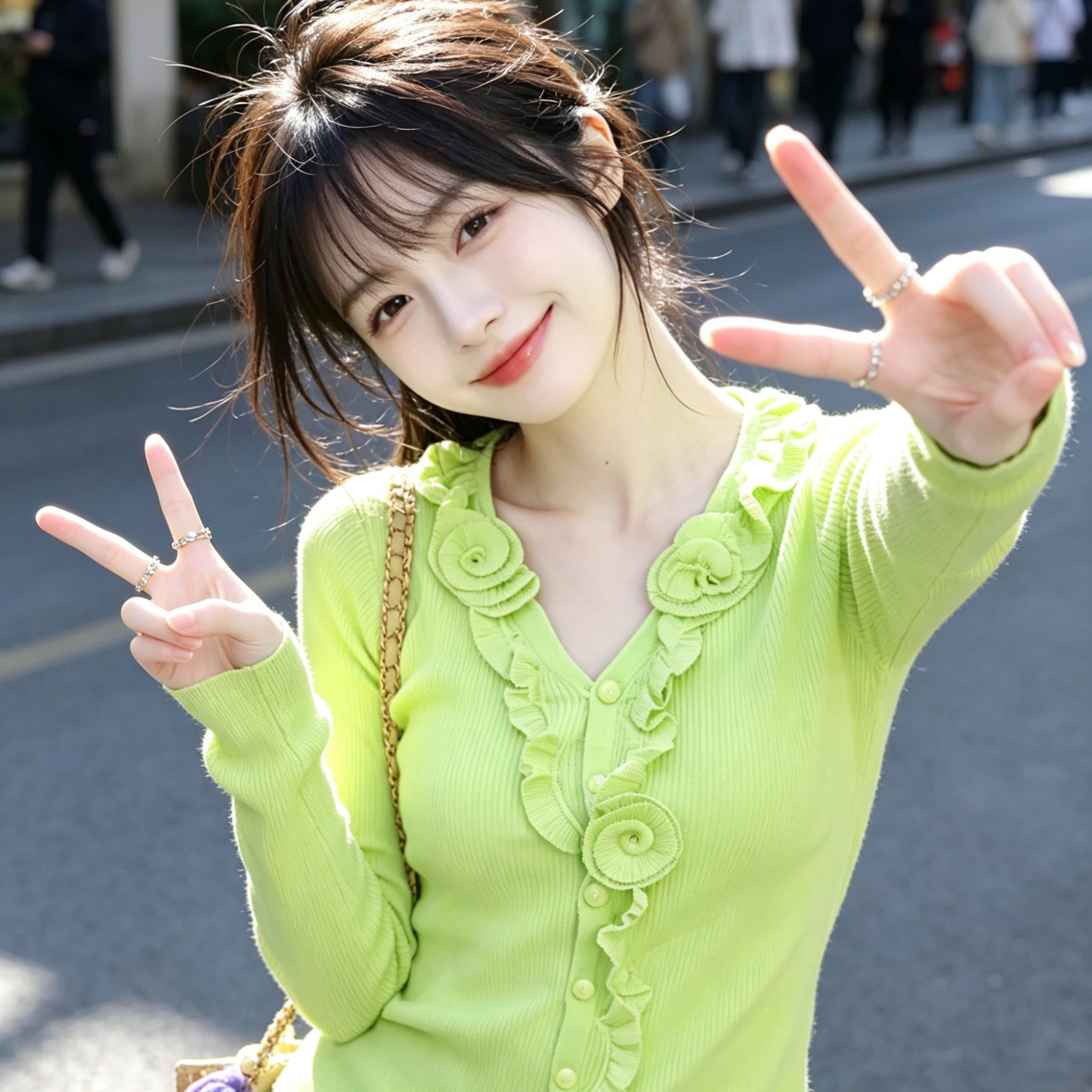 兮兮花颜冰丝针织衫女2026春夏新款小个子针织开衫长袖荧光绿上衣