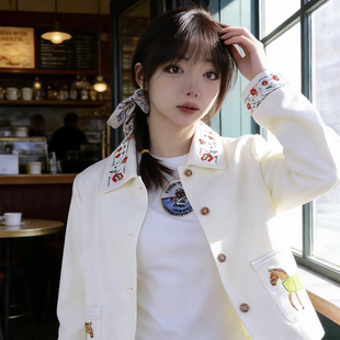 兮兮花颜春装 初春小个子设计感米白色短外套 刺绣小外套女2026新款