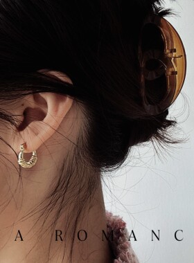 JaR 法式优雅金色马蹄形缠绕麻花耳环日常简约气质女小耳圈耳饰