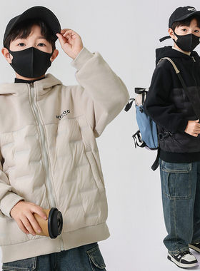 超好看常规款轻薄连帽羽绒服男童2026新款白鸭绒拼接保暖轻便外套