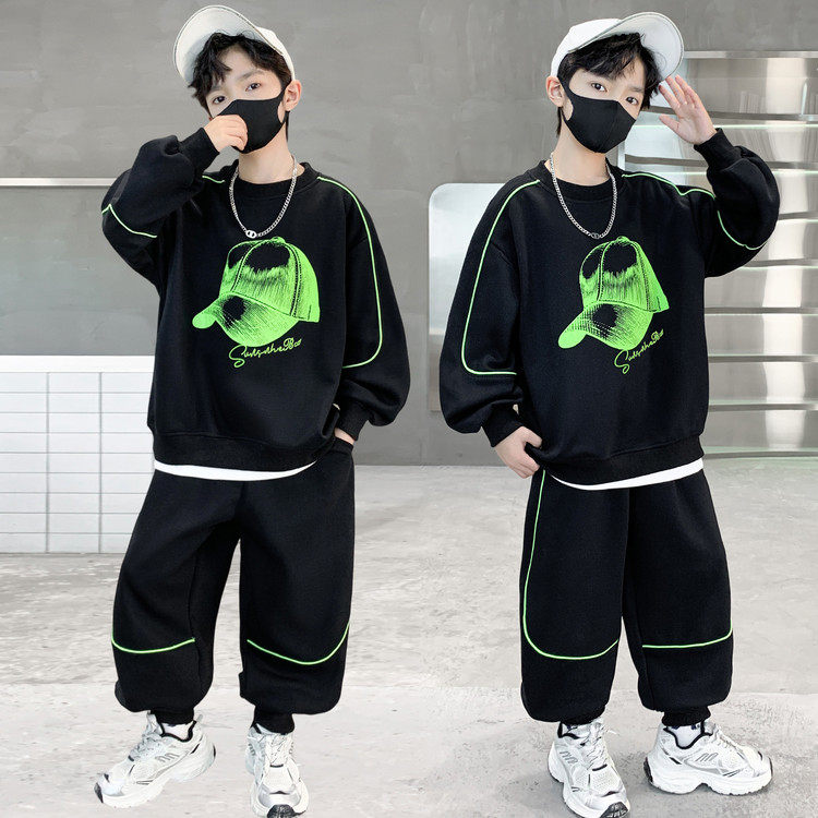 长袖薄款韩版男童春秋卫衣套装中大童洋气印花两件套潮酷运动穿搭