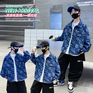 2026新款儿童潮牌满印牛仔外套男童春秋休闲翻领宽松百搭工装夹克