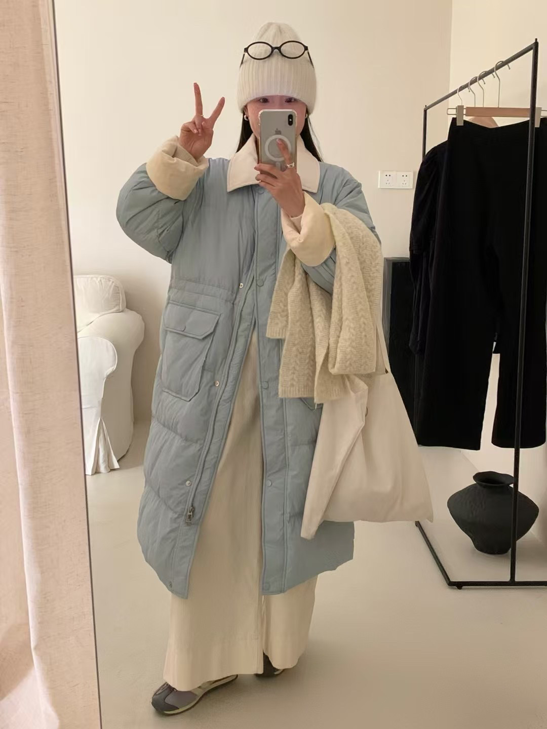 李星梦感轻薄粉色羽绒服加厚冬季羽绒服