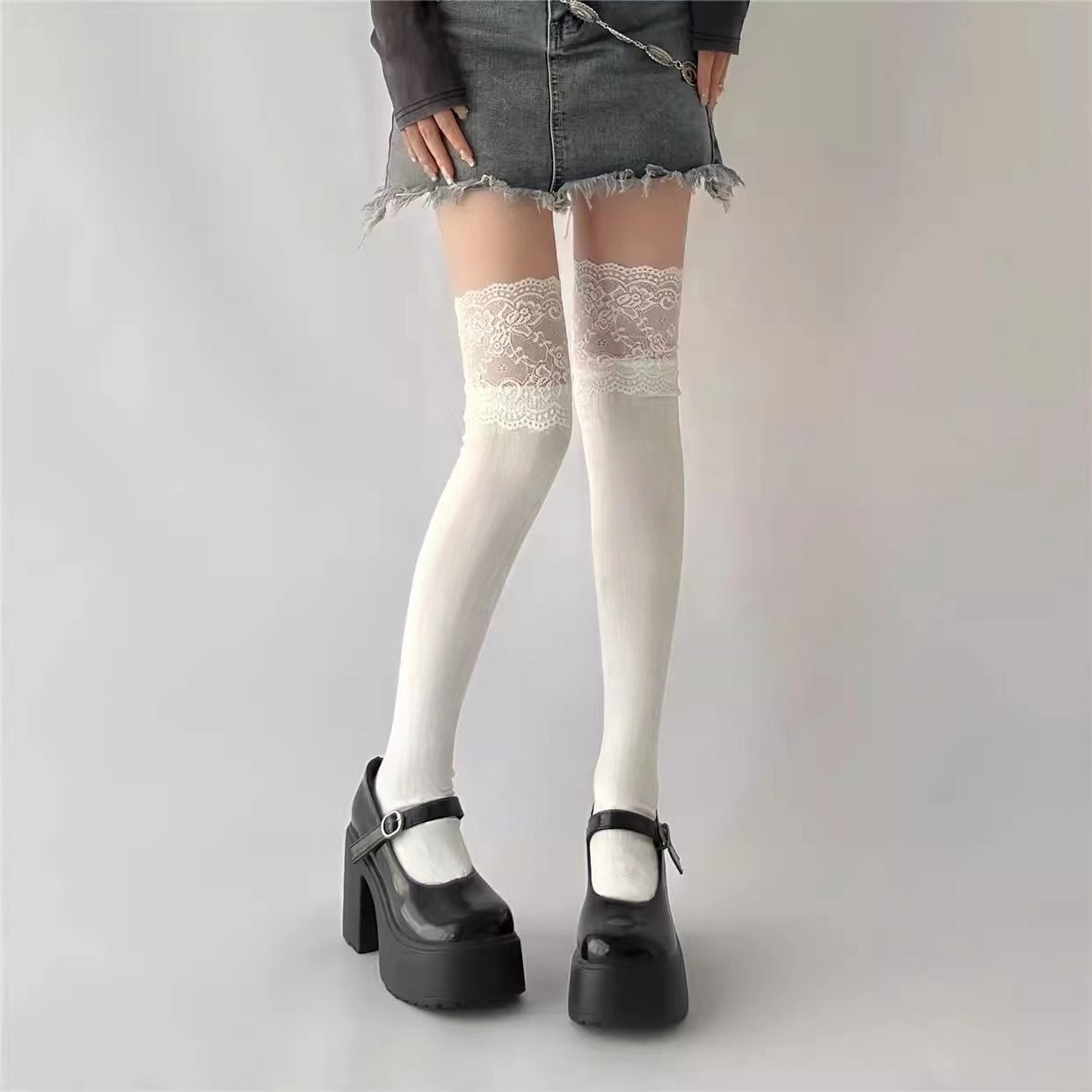 白色蕾丝花边小腿袜女洛丽塔中长筒过膝袜配高筒靴甜美大腿堆堆袜