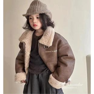 波拉韩国童装2024冬男童翻领皮毛一体羊羔外套女童帅气拼接机车服
