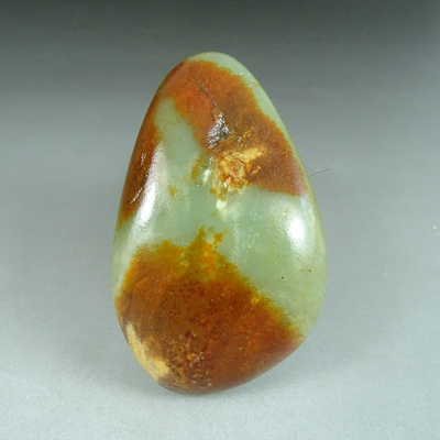 精品玉石新疆籽料106克把件