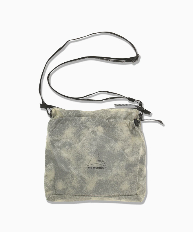 【拍下不退】国内现货Roa x and wander联名尼龙斜挎包