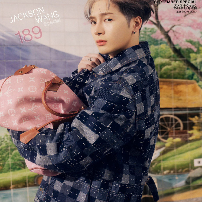 原版特装版 王嘉尔 x Louis Vu