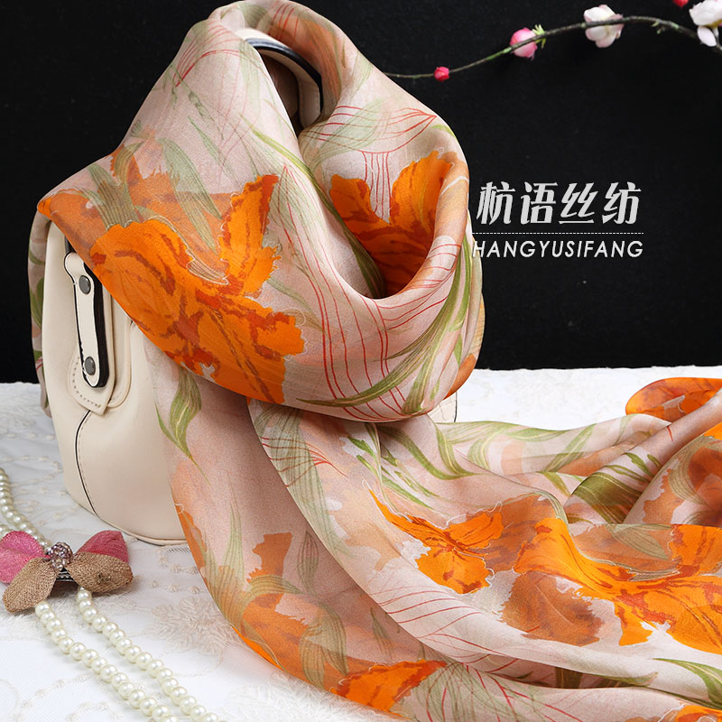黄鸢尾花印花杭州桑蚕丝围巾女百搭长款真丝丝巾披肩春秋冬季夏季