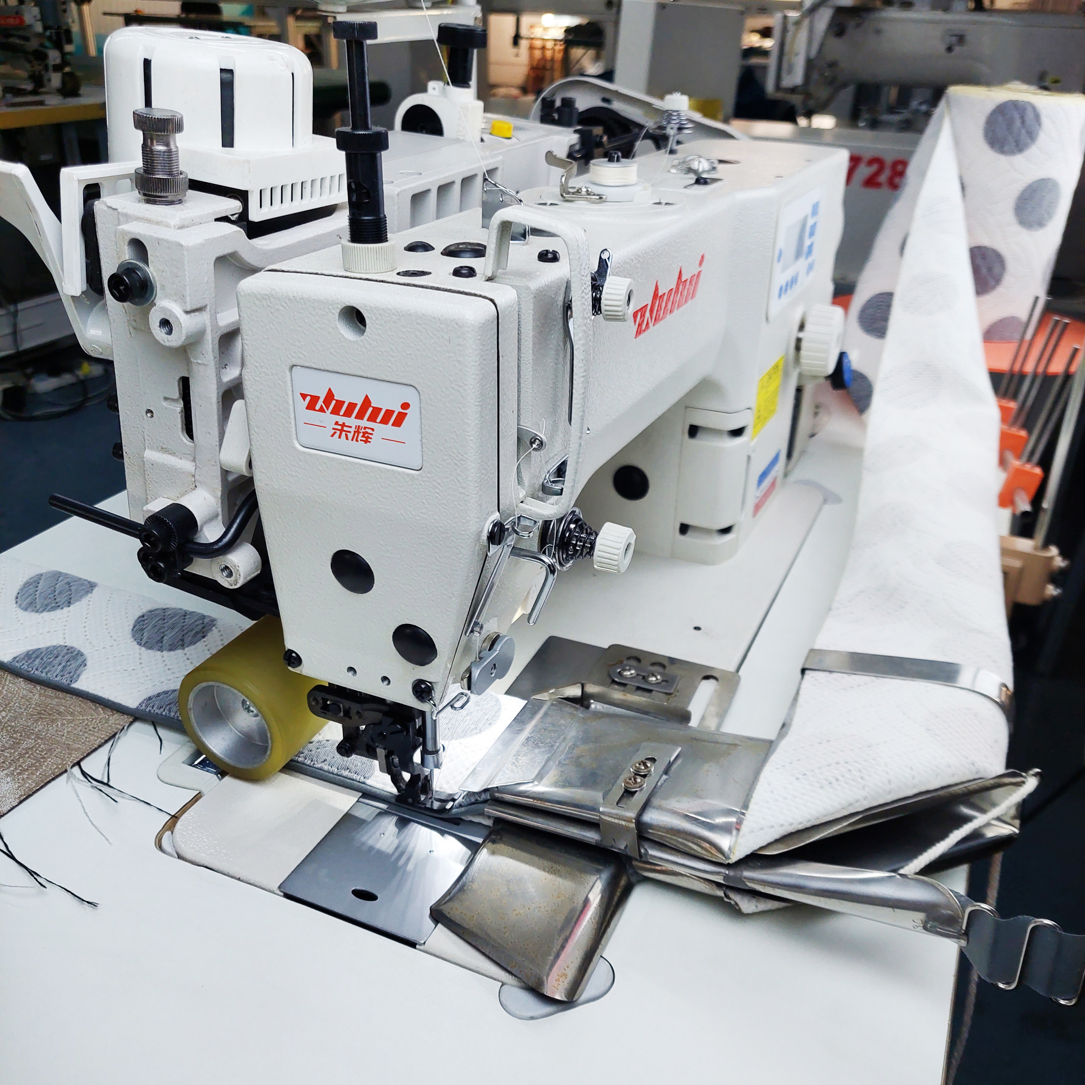 ZHUHUI机器上下同步双包门禁立边