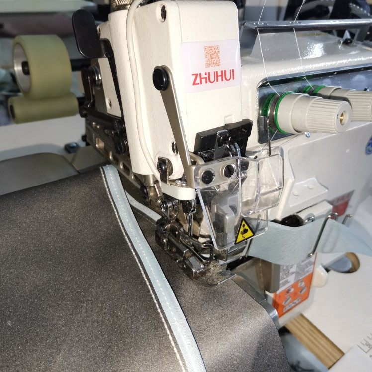 ZHUHUI窗帘拼接同步西服包缝机