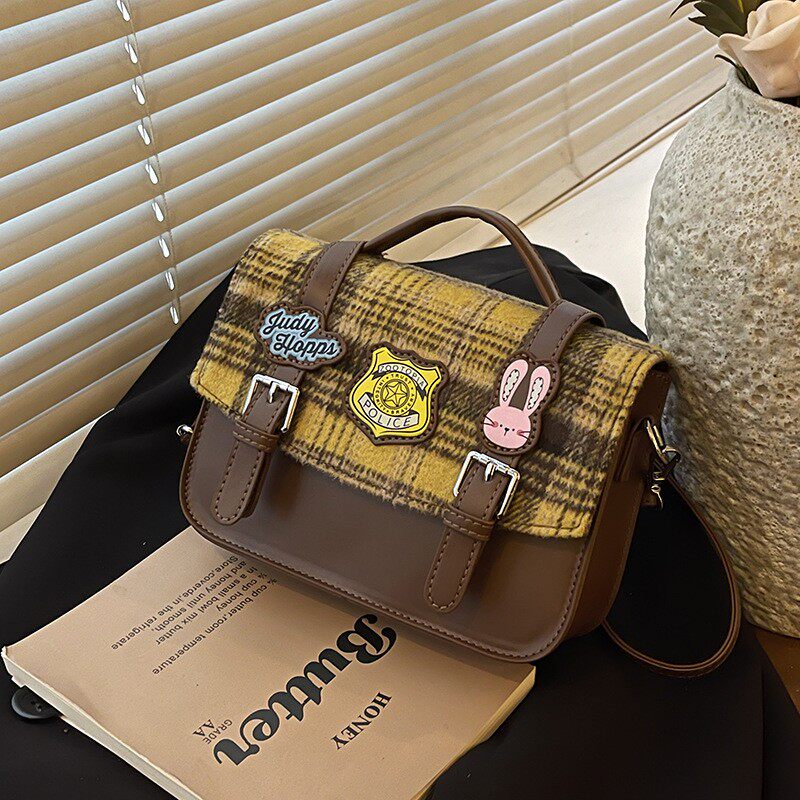 英伦风超火格子包包2025新款时尚女式斜挎包手提小方包剑桥包