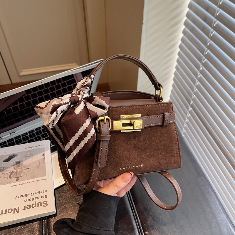 凯莉包女2025冬季休闲新款