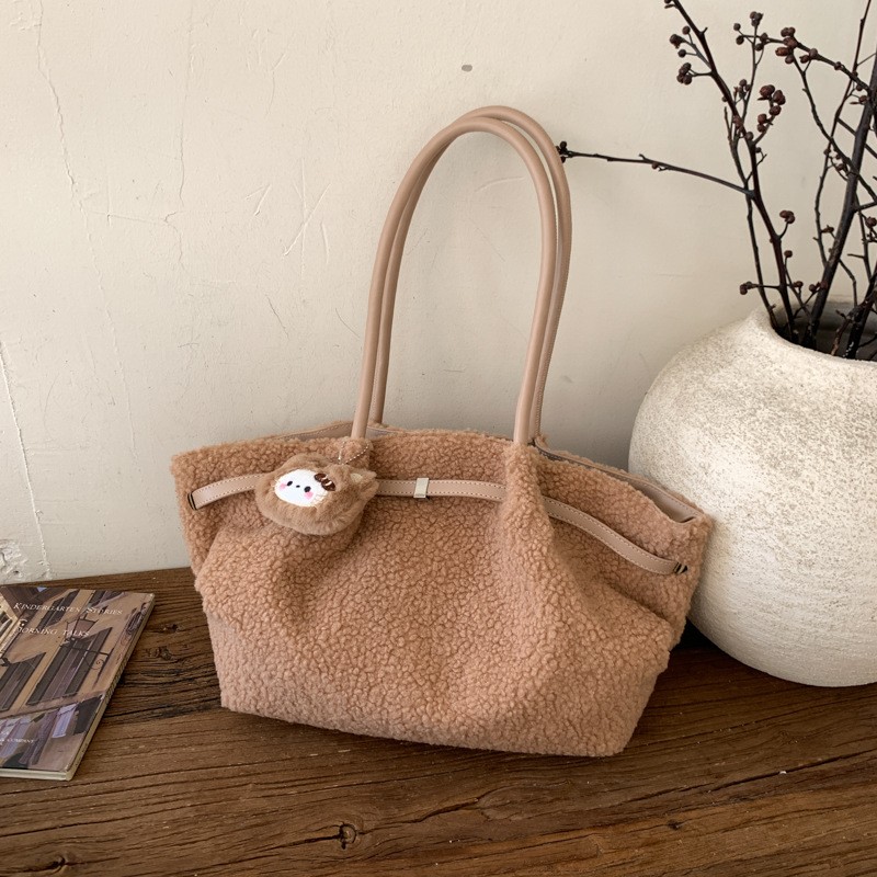 毛褶皱大包女2025新款秋冬