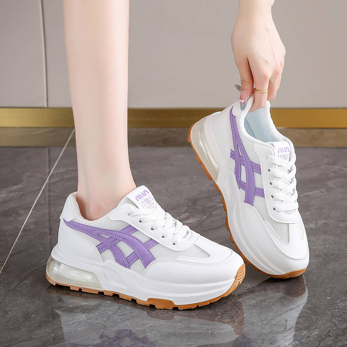 女鞋2025新款秋季网面厚底增高百搭阿甘老爹鞋巨好看不累脚运动鞋