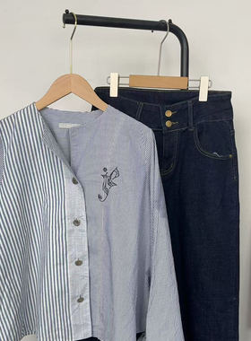 新中式蓝色条纹长袖衬衫女2025春季新款休闲衬衣短款上衣