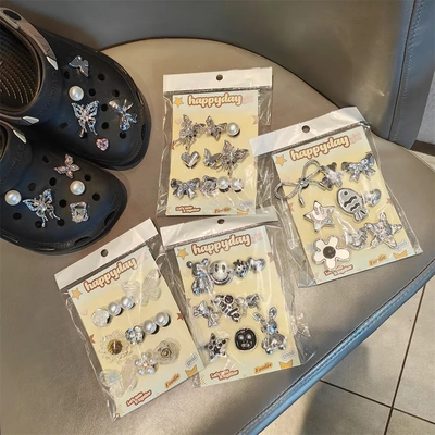高级感鞋花小众洞洞鞋crocs配饰配件小香风蝴蝶银色小熊diy装饰